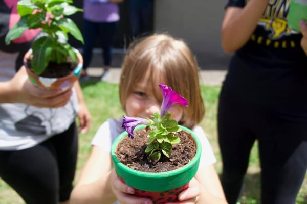 ywam-tyler-outreach-west-virginia-girl-flower