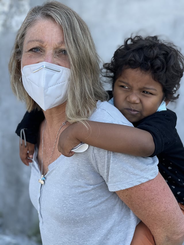 ywam tyler missionary hope at the border lady and child